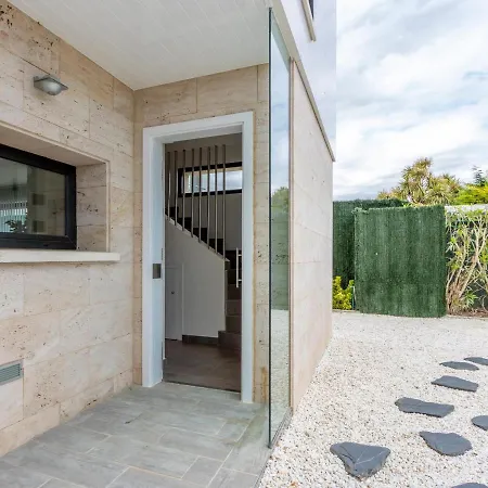 Holiday home Casa Moderna Con Piscina, Wi-fi, Aa, Barbacoa Y Parking En - Es-89-73