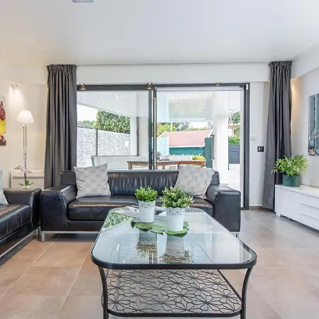 Casa Moderna Con Piscina, Wi-fi, Aa, Barbacoa Y Parking En - Es-89-73 Holiday home *