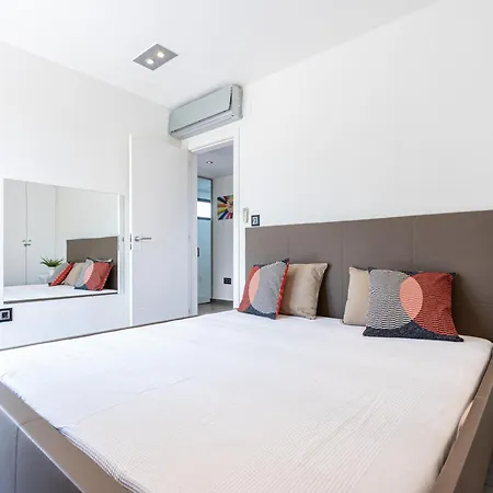 Holiday home Casa Moderna Con Piscina, Wi-fi, Aa, Barbacoa Y Parking En - Es-89-73 Sant Pere Pescador