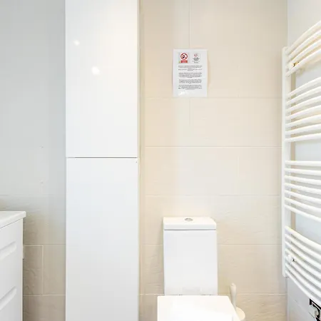 Holiday home Casa Moderna Con Piscina, Wi-fi, Aa, Barbacoa Y Parking En - Es-89-73 Sant Pere Pescador